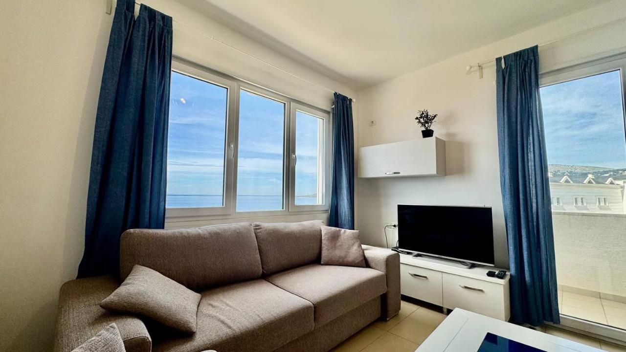 White Sea View * Sarandë